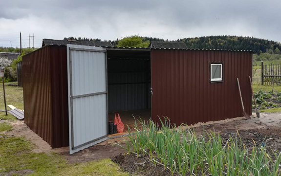 Металлический хозблок 6х2х2м